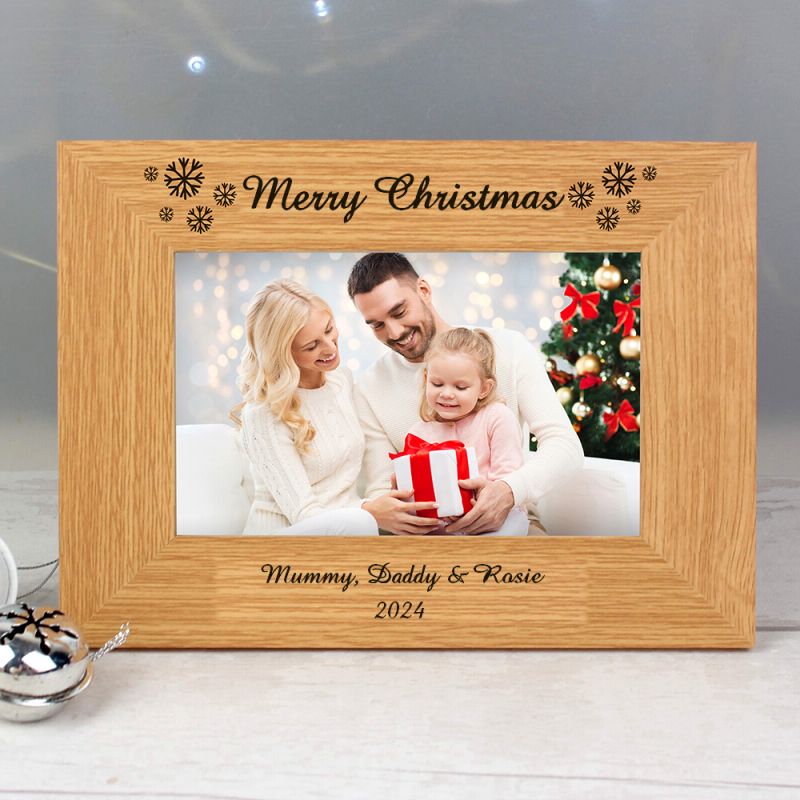 Personalised Oak Finish 6x4 Snowflake Photo Frame