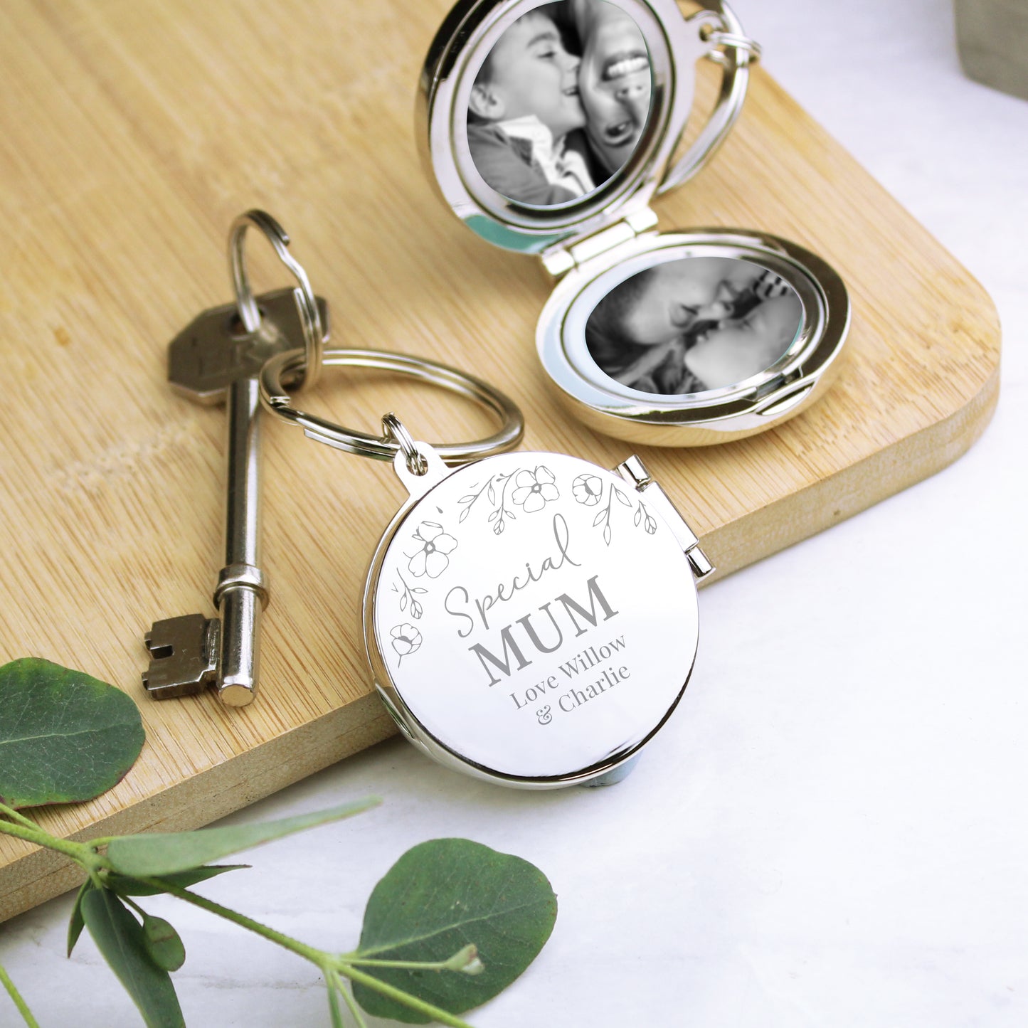 Personalised Special Mum Round Photo Frame Keyring